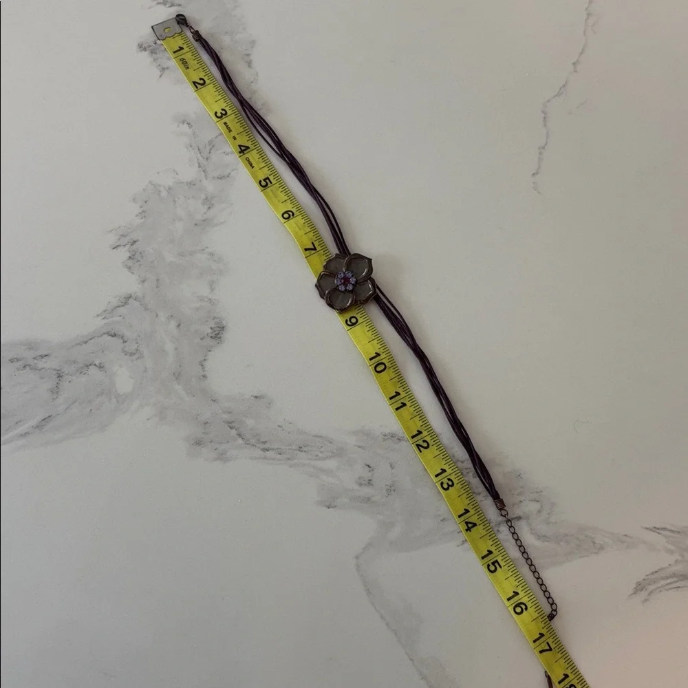 GORGEOUS Choker Necklce - Picture 4 of 8